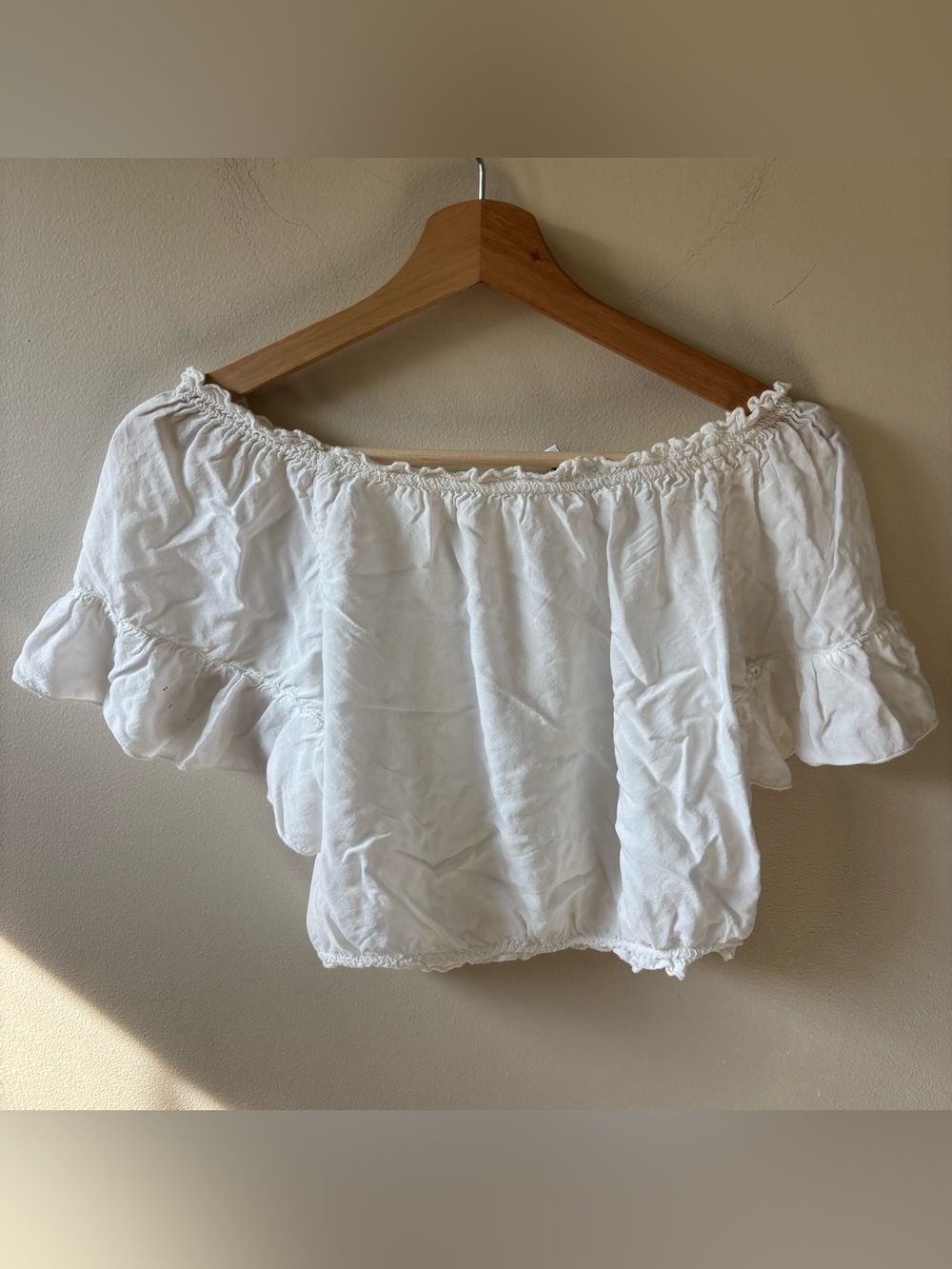 Brandy Melville Made In Italy Flowy White Crop Top